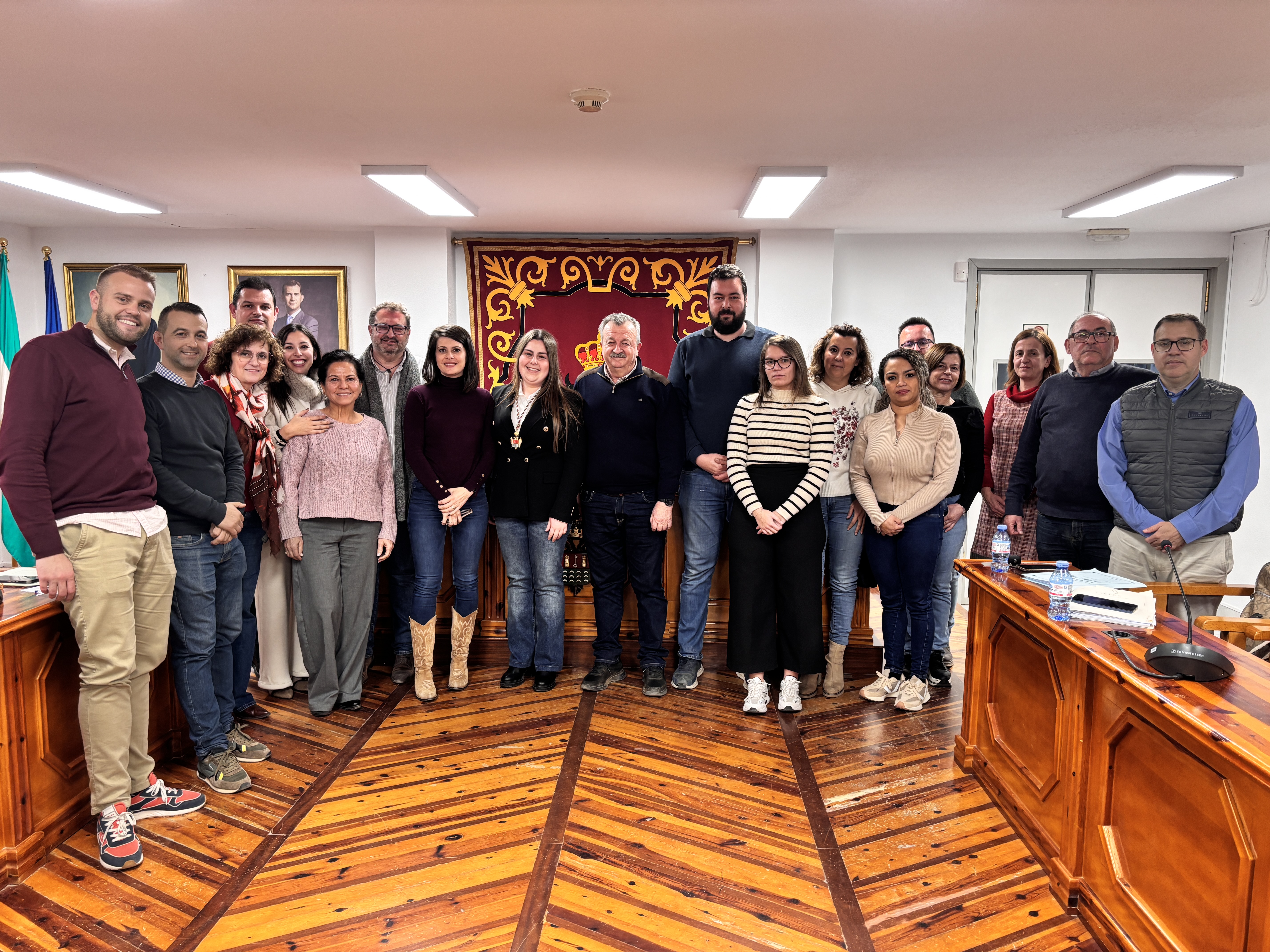 La joven pulpileña, Celia Navarro Martínez, toma posesión como concejal del Ayuntamiento de Pulpí en el Pleno Ordinario 